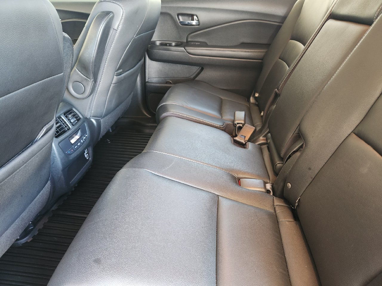 Used 2022 Honda Pilot EX-L image 29