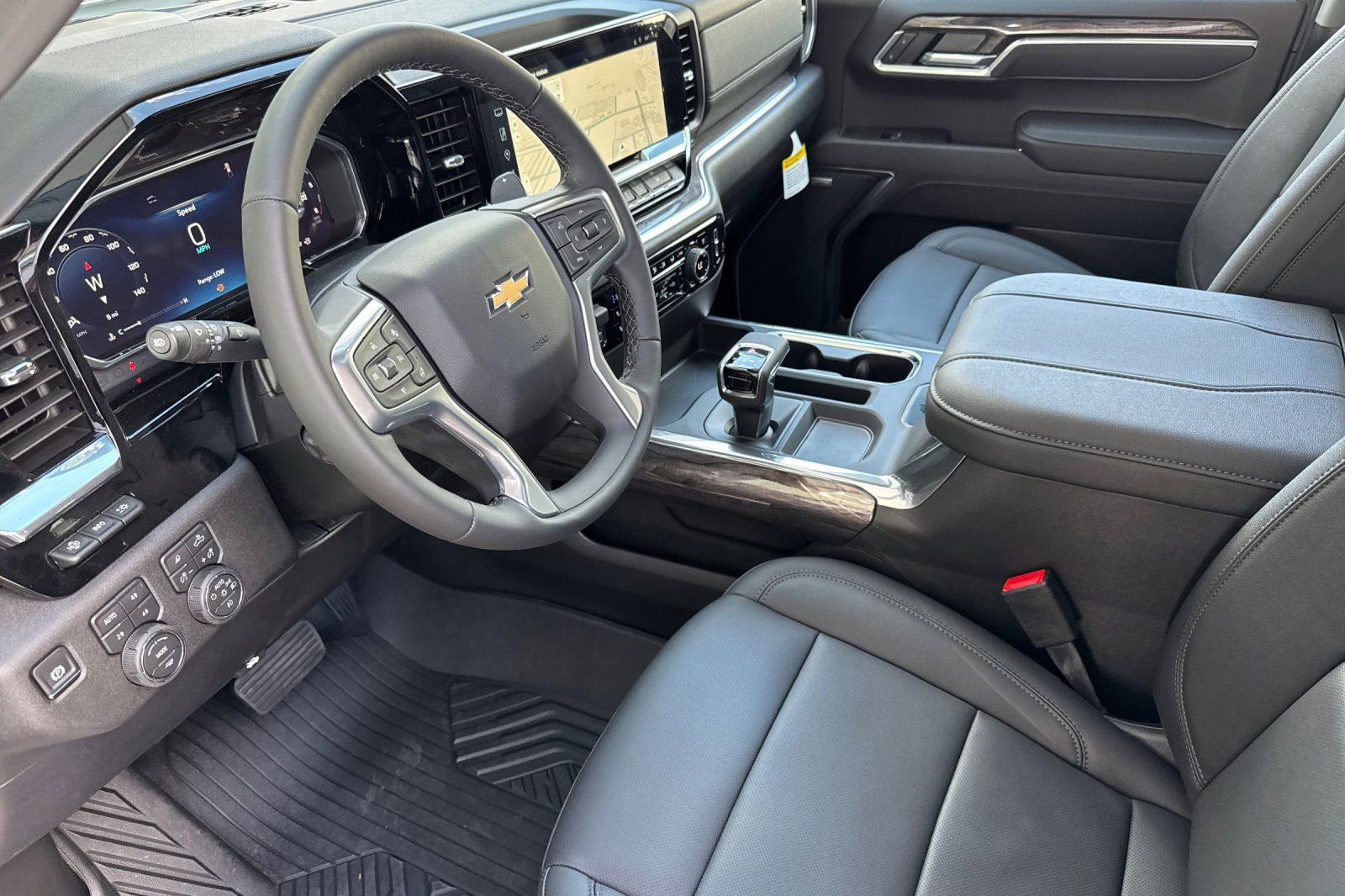 New 2026 Chevrolet Silverado 1500 LTZ AWD/4WD image 9