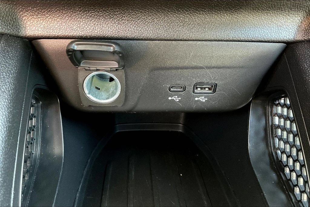 Used 2025 Chevrolet TrailBlazer LT FWD image 19