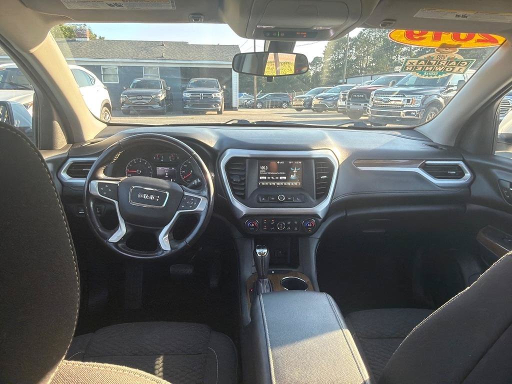 Used 2019 GMC Acadia SLE FWD image 16