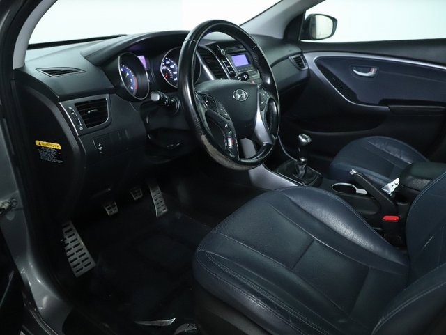 Used 2014 Hyundai Elantra GT w/ Option Group 02 image 17