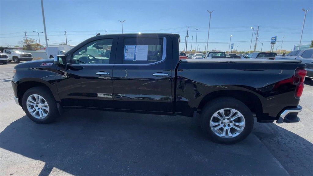 Used 2022 Chevrolet Silverado 1500 LTZ w/ LTZ Premium Package image 7