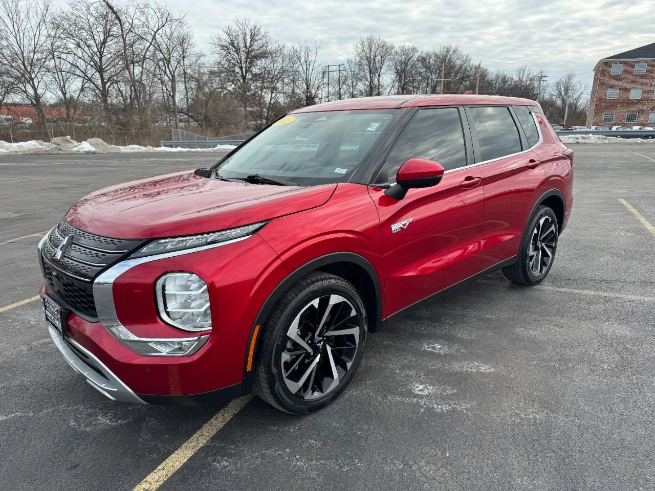 Used 2023 Mitsubishi Outlander SE image 9