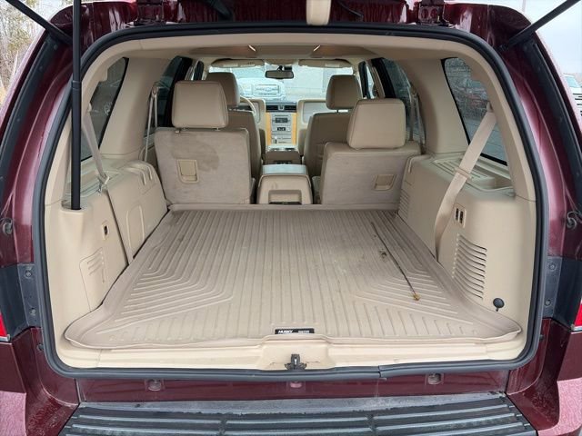 Used 2010 Lincoln Navigator 4WD image 21