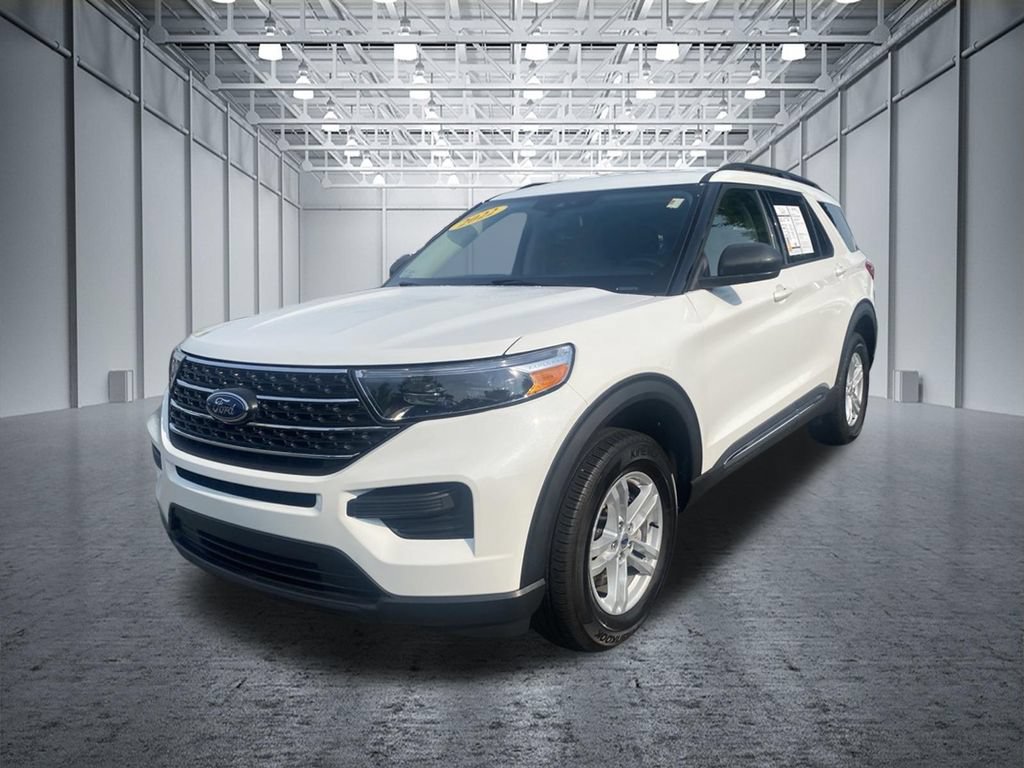 Used 2022 Ford Explorer XLT w/ Class IV Trailer Tow Package AWD/4WD image 11