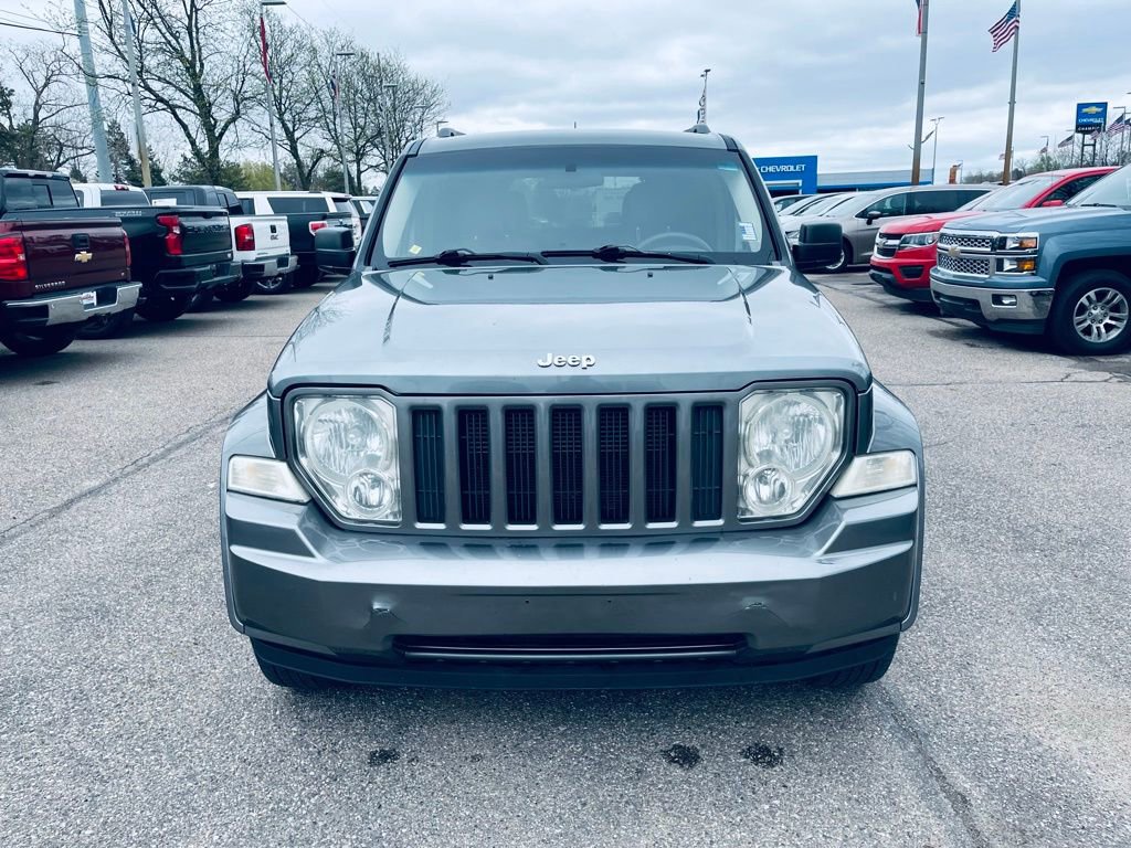 Used 2012 Jeep Liberty Sport w/ Popular Equipment Group AWD/4WD image 10