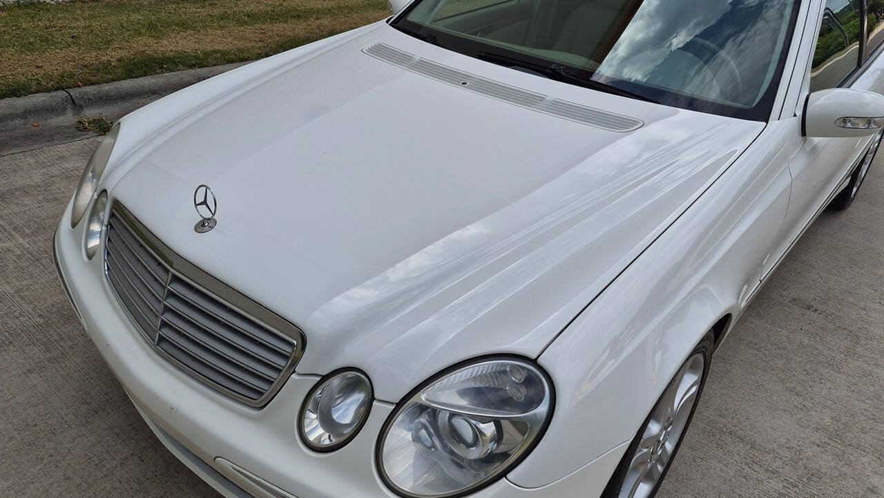Used 2005 Mercedes-Benz E 500 Sedan image 13