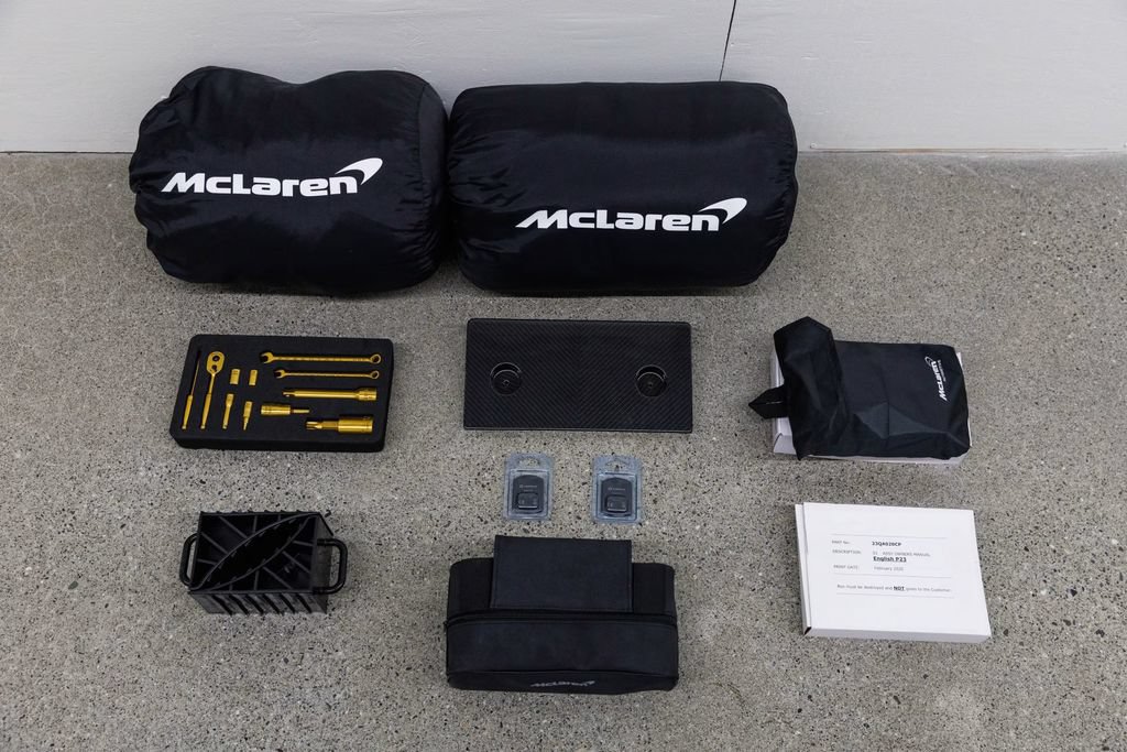 Used 2020 McLaren Speedtail RWD image 17