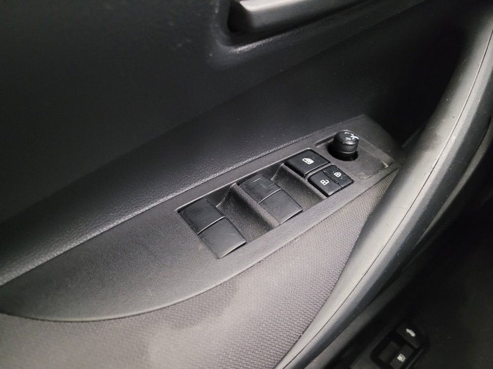 Used 2024 Toyota Corolla LE FWD image 27