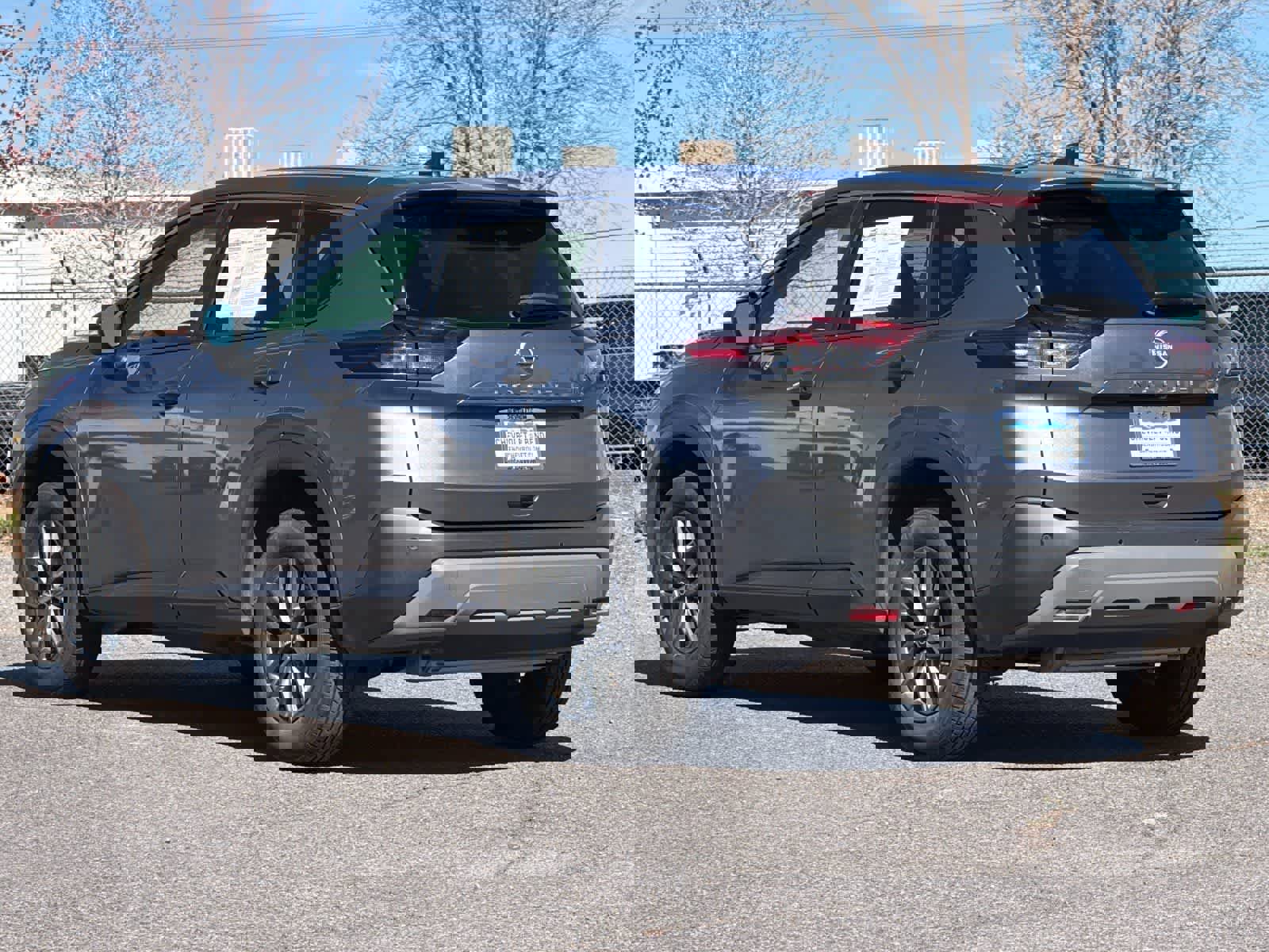 Used 2023 Nissan Rogue S image 6