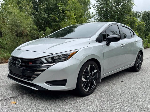Used 2023 Nissan Versa SR w/ Trunk Package FWD image 1