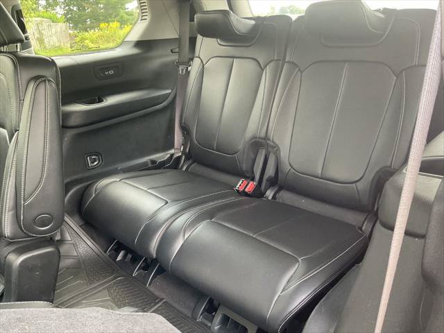 Used 2021 Jeep Grand Cherokee L Limited w/ Trailer Tow Group (B) AWD/4WD image 33