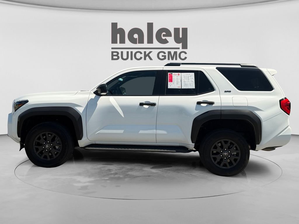 Used 2025 Toyota 4Runner SR5 AWD/4WD image 2