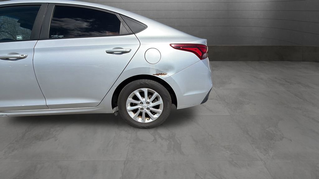 Used 2018 Hyundai Accent SEL FWD image 17