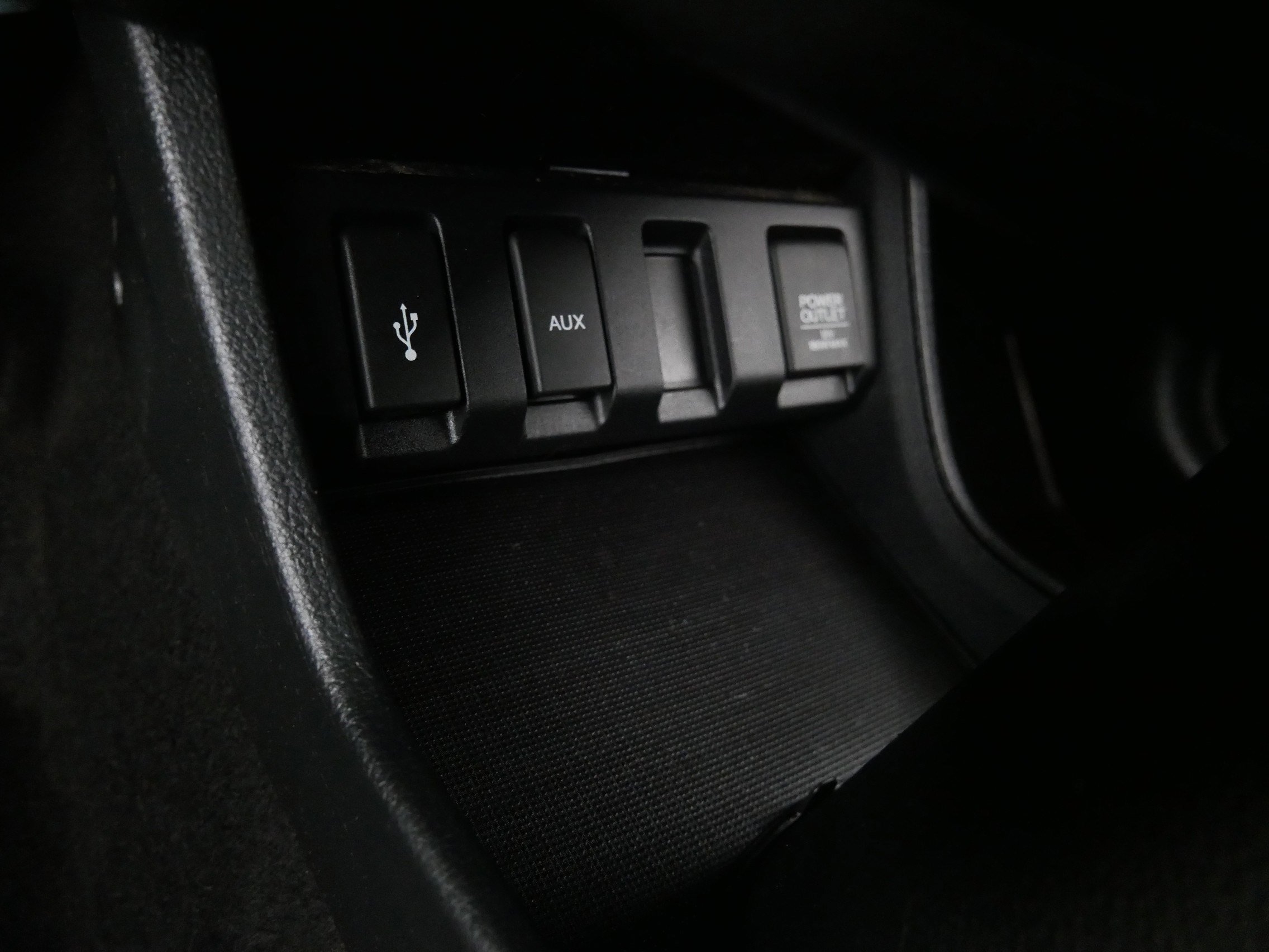 Used 2016 Honda HR-V LX image 29