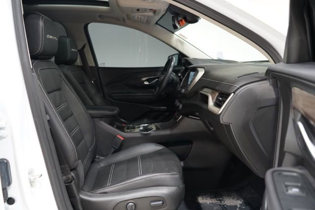 Used 2022 GMC Terrain Denali image 39