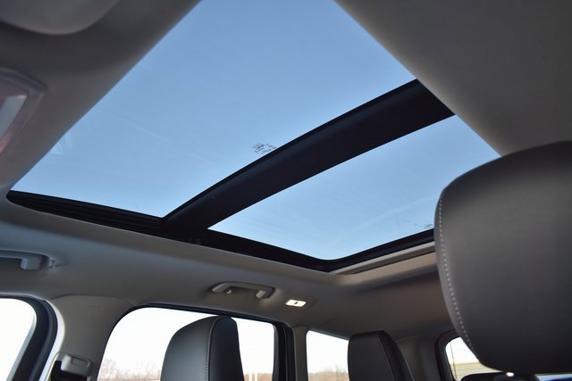 Used 2019 Ford Escape SEL image 33