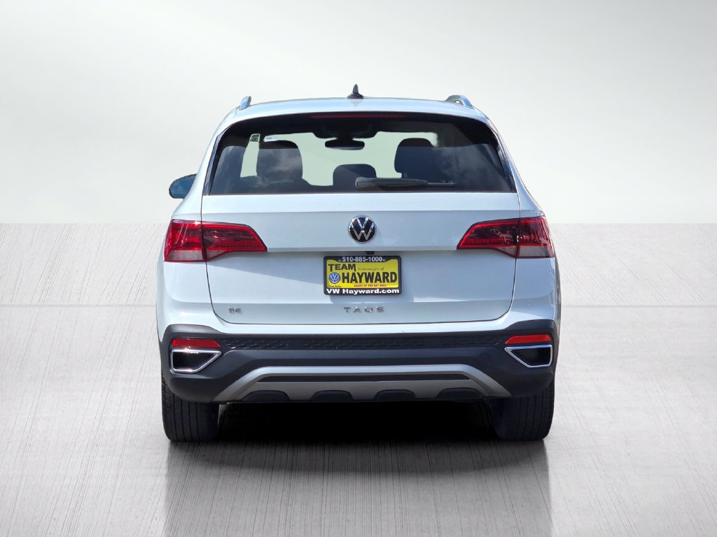 Used 2024 Volkswagen Taos SE FWD image 6