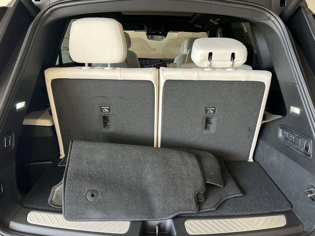 New 2026 Cadillac Vistiq Luxury image 32