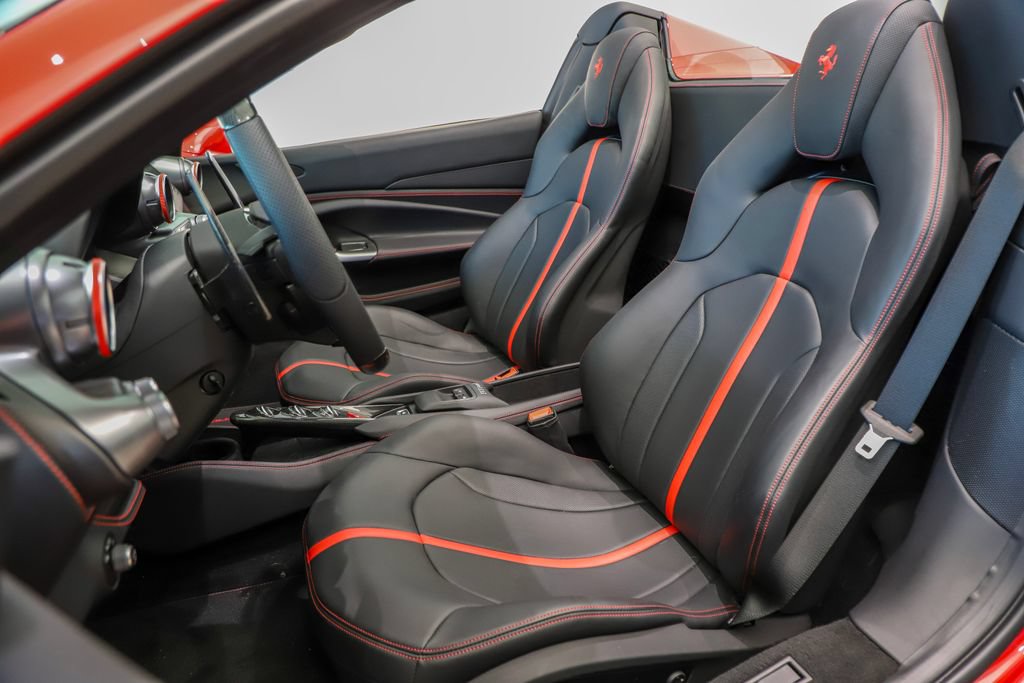 Certified 2022 Ferrari F8 Tributo RWD image 10