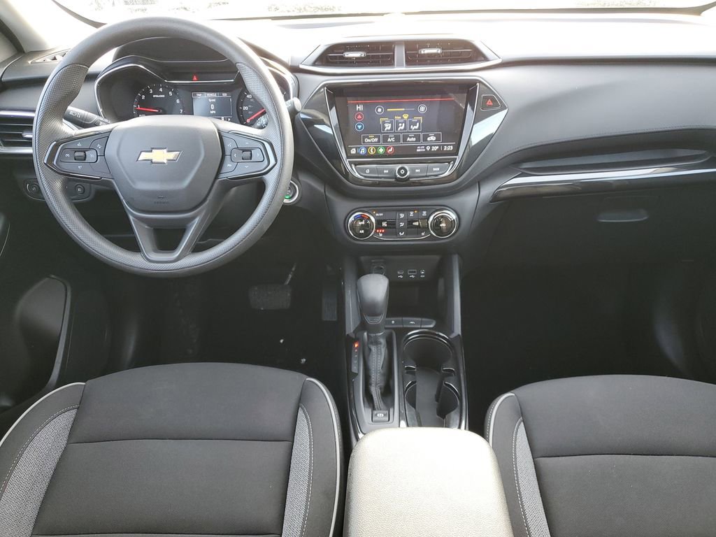 Certified 2023 Chevrolet TrailBlazer LT w/ Convenience Package image 28