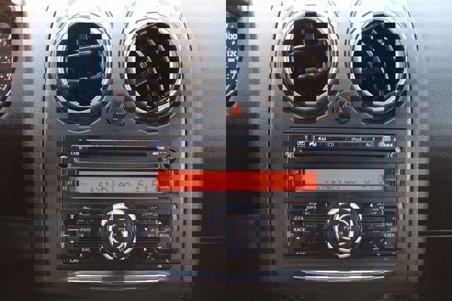 Used 2015 Nissan Rogue S image 14