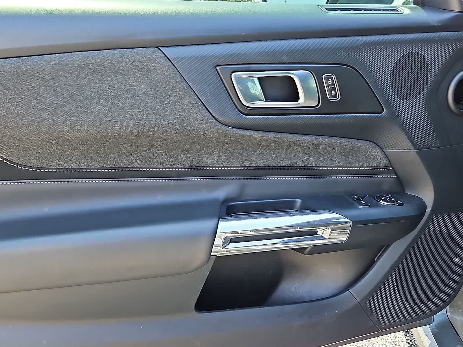 Used 2024 Ford Mustang Coupe RWD image 26