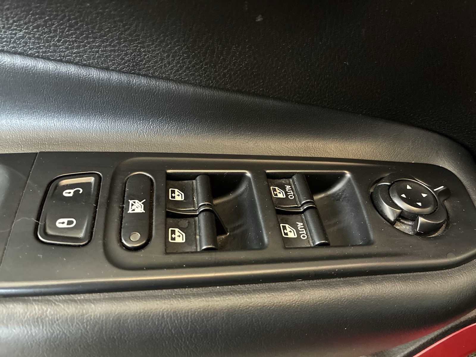 Used 2017 Jeep Renegade Trailhawk image 15