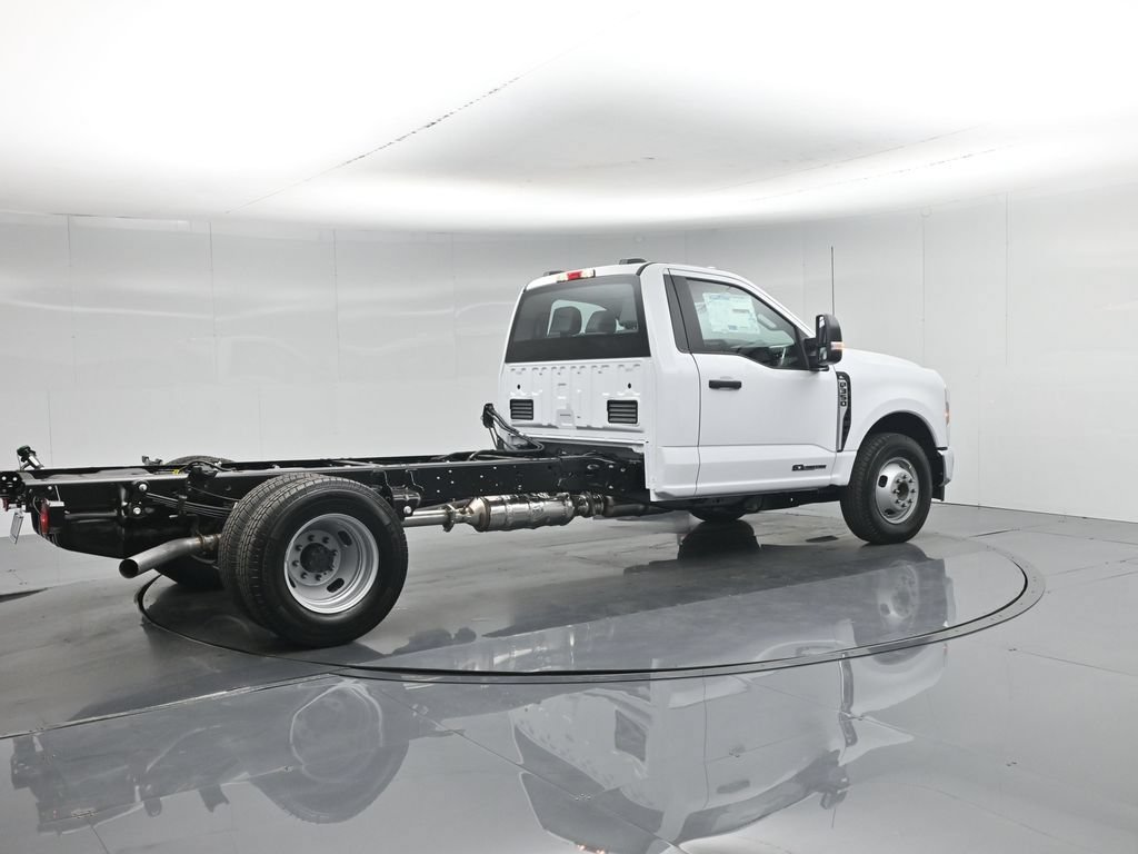 New 2026 Ford F350 XL w/ XL Chrome Package RWD image 19