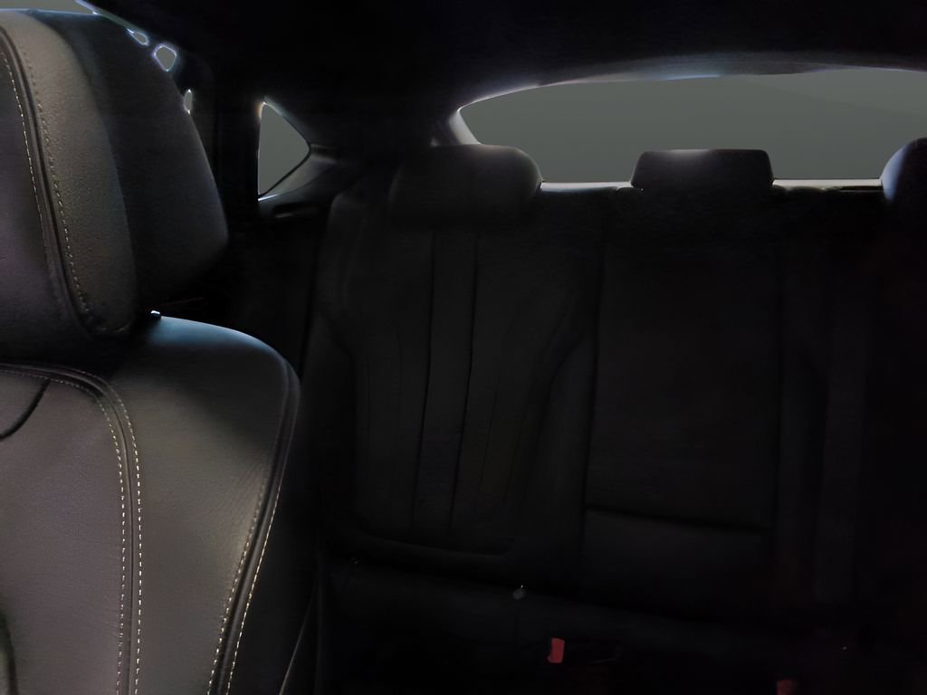 Used 2019 BMW X6 M60i AWD/4WD image 32