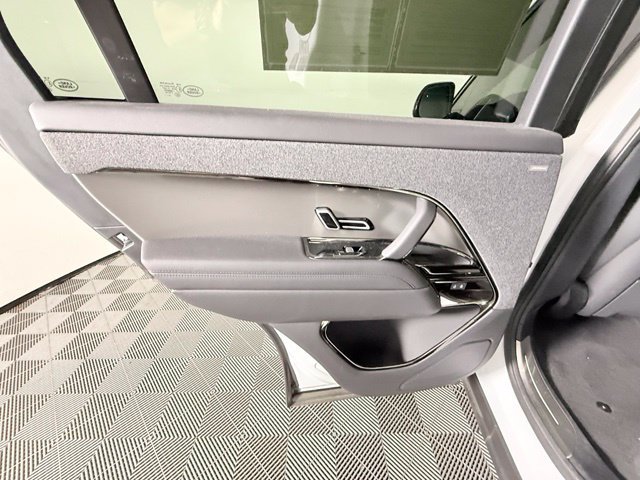 Used 2025 Land Rover Range Rover Sport Dynamic SE AWD/4WD image 20