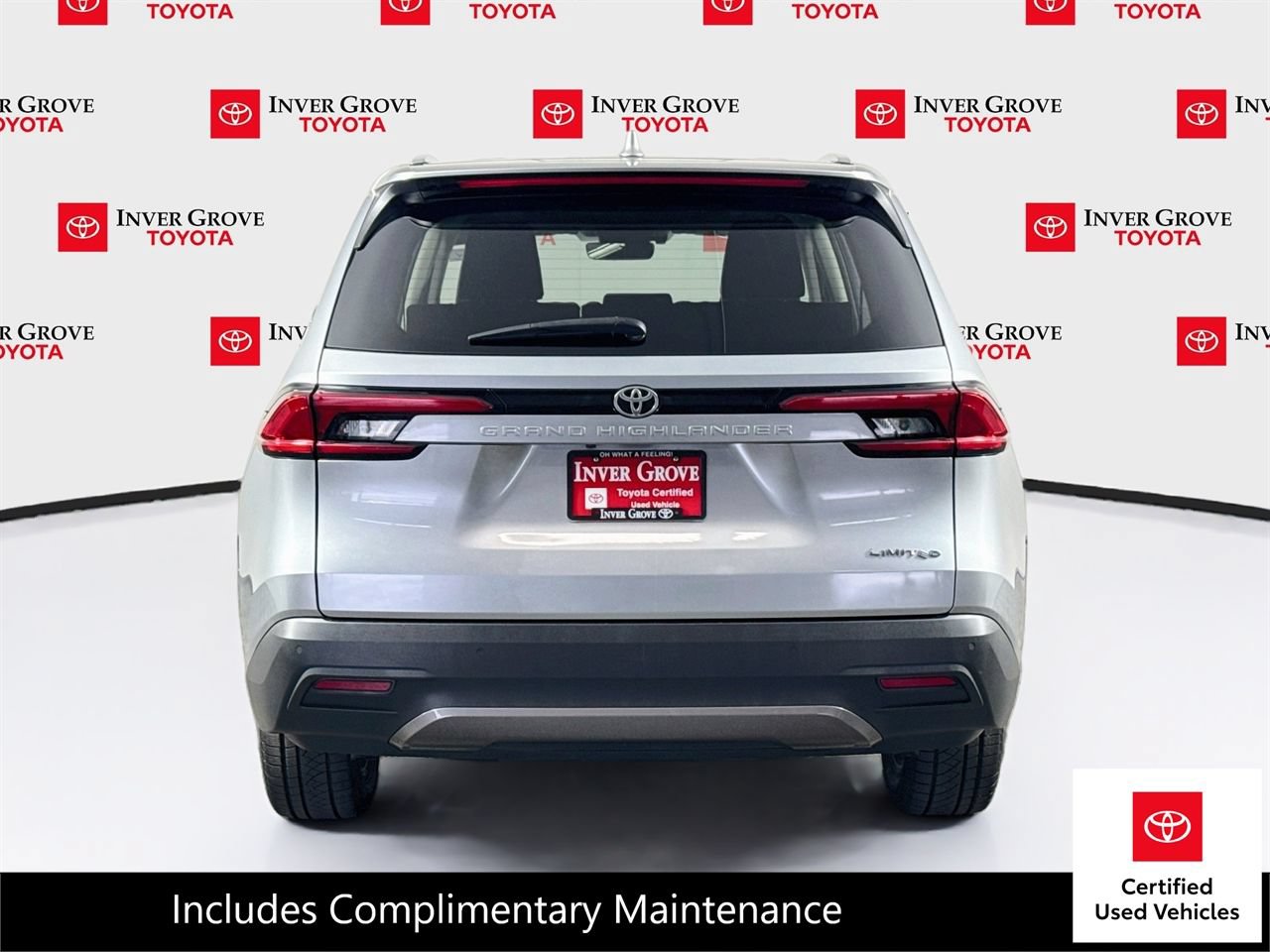 Certified 2024 Toyota Grand Highlander AWD image 6