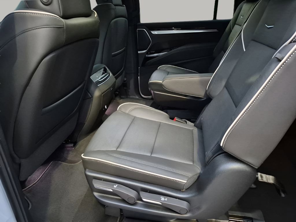 New 2026 Cadillac Escalade ESV Sport AWD/4WD image 23