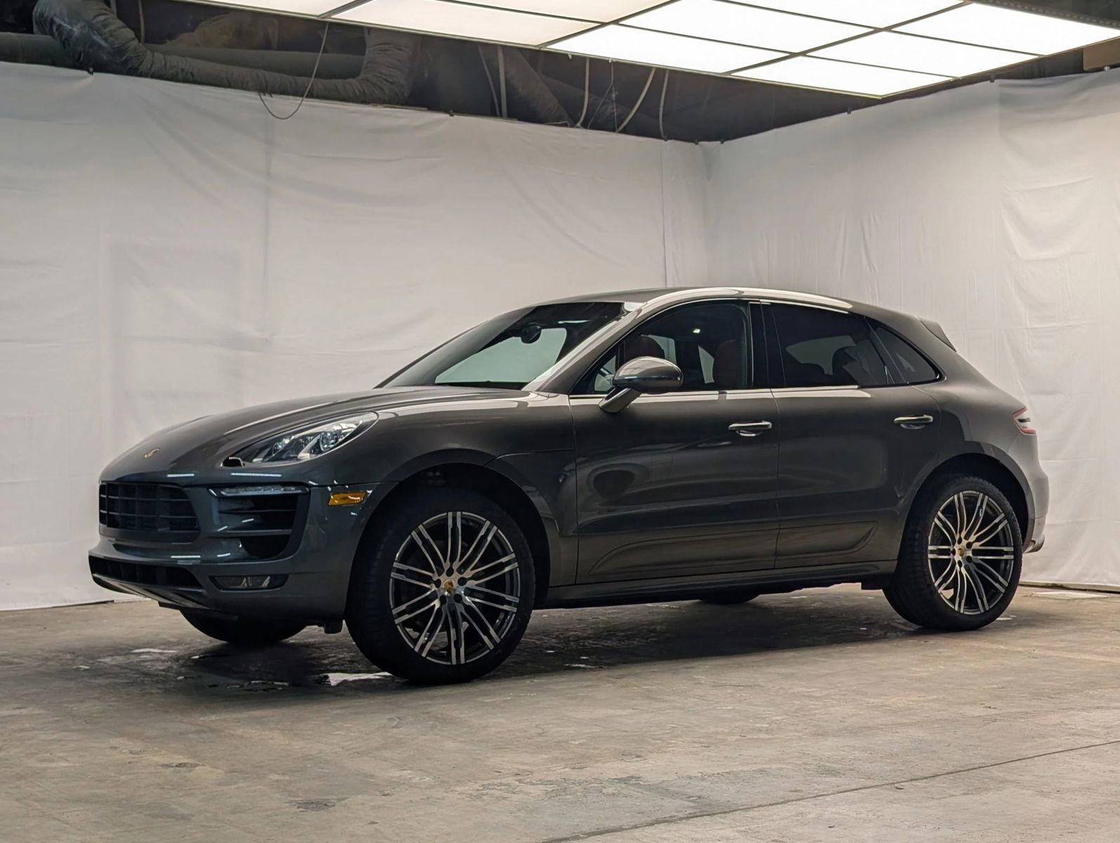 Used 2015 Porsche Macan S AWD/4WD image 3