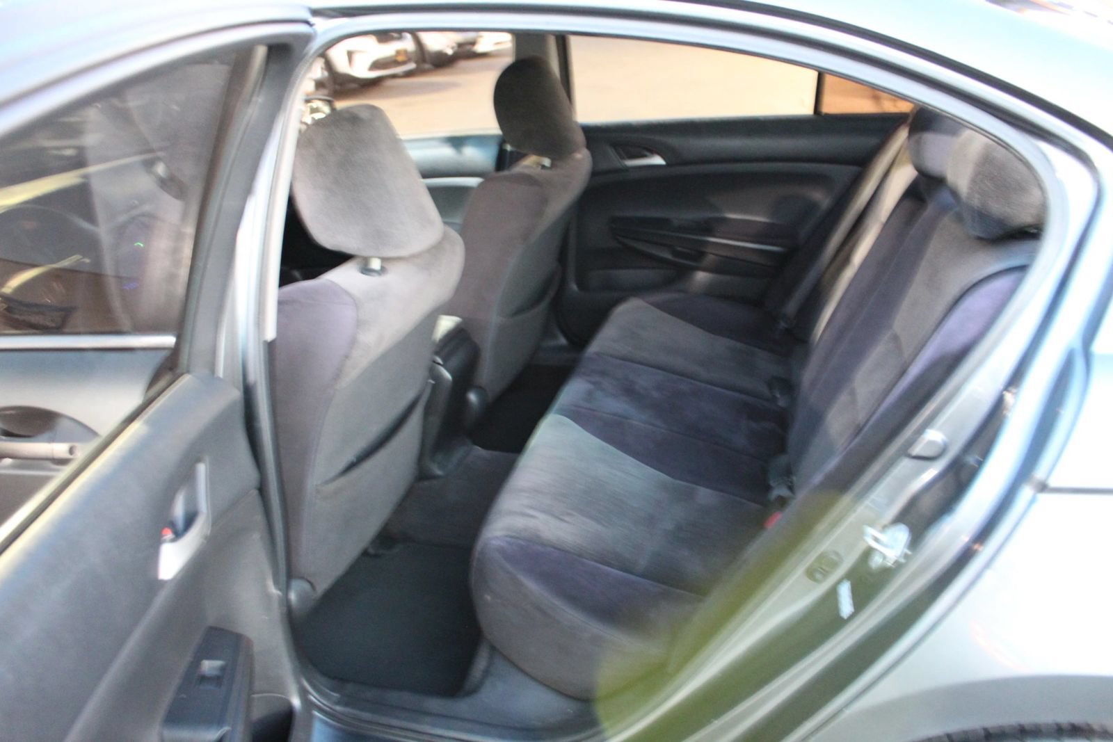 Used 2010 Honda Accord LX image 12