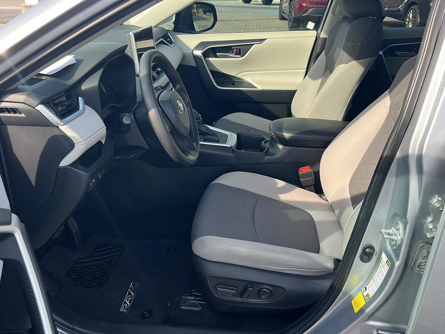 Certified 2023 Toyota RAV4 XLE image 10