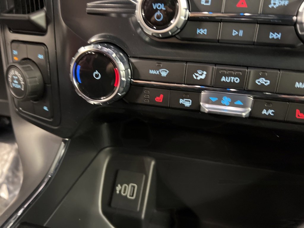 New 2025 Ford F150 XLT w/ Equipment Group 302A MID image 15