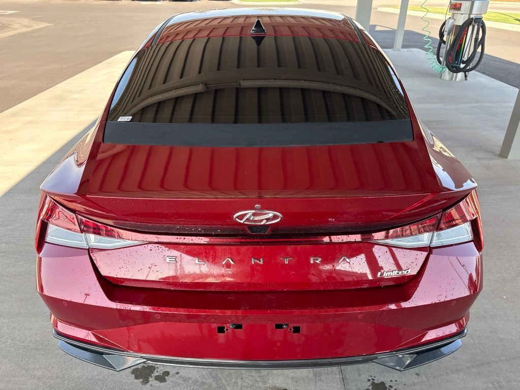 Used 2021 Hyundai Elantra Limited FWD image 7