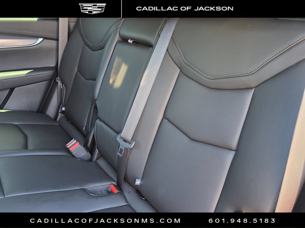 Certified 2025 Cadillac XT5 Luxury FWD image 29