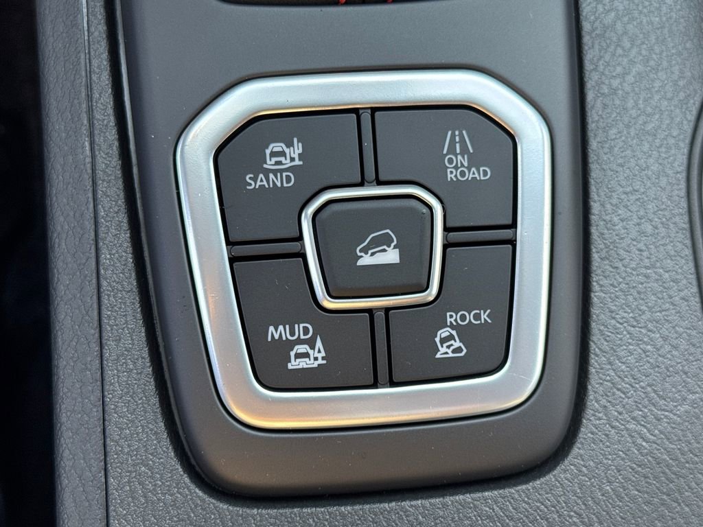 New 2026 Nissan Frontier PRO-4X w/ Pro Premium Package image 36