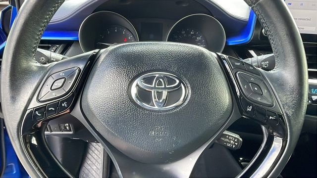 Used 2020 Toyota C-HR XLE image 23