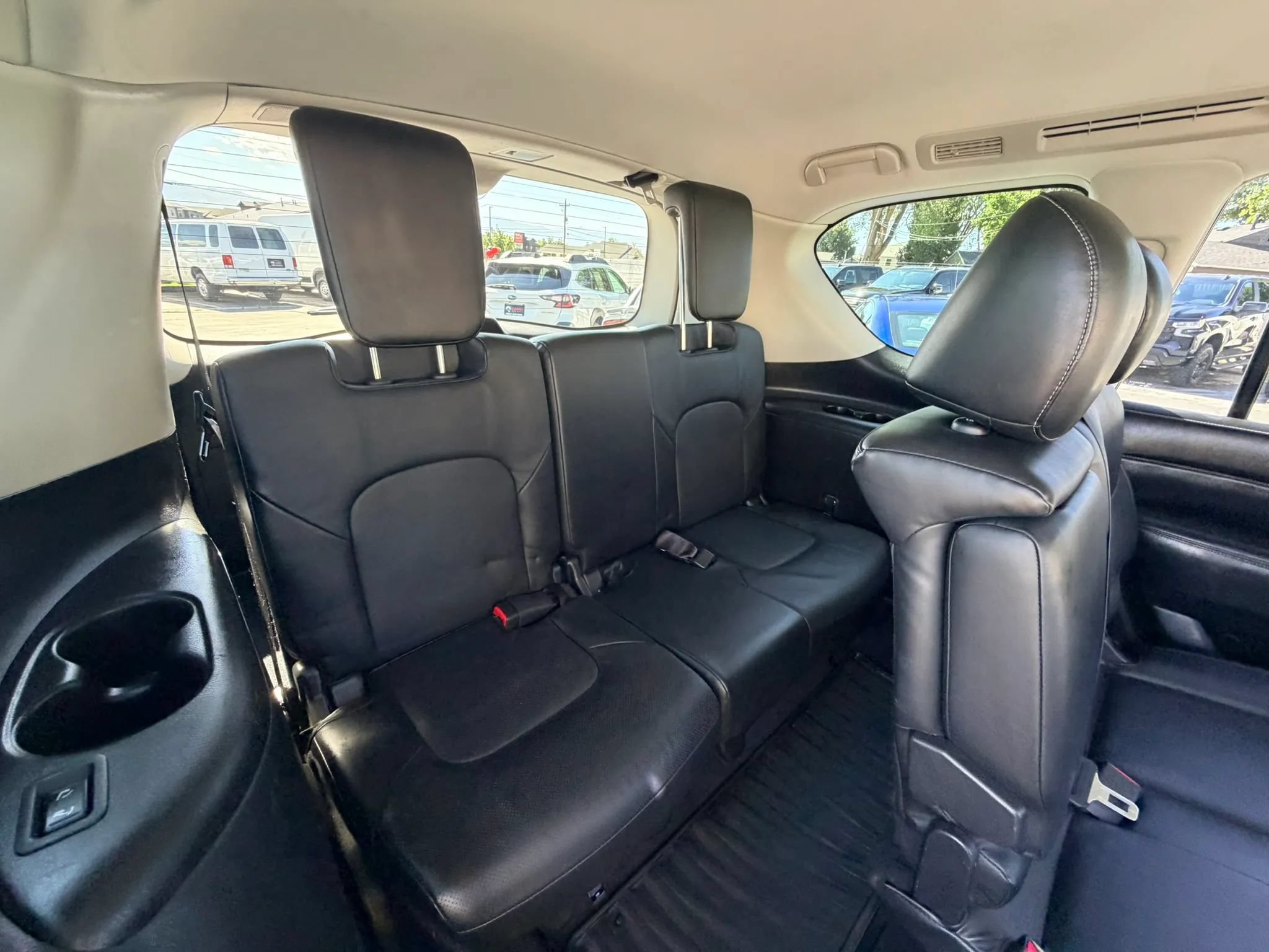 Used 2021 INFINITI QX80 Premium Select w/ All-Season Package AWD/4WD image 25