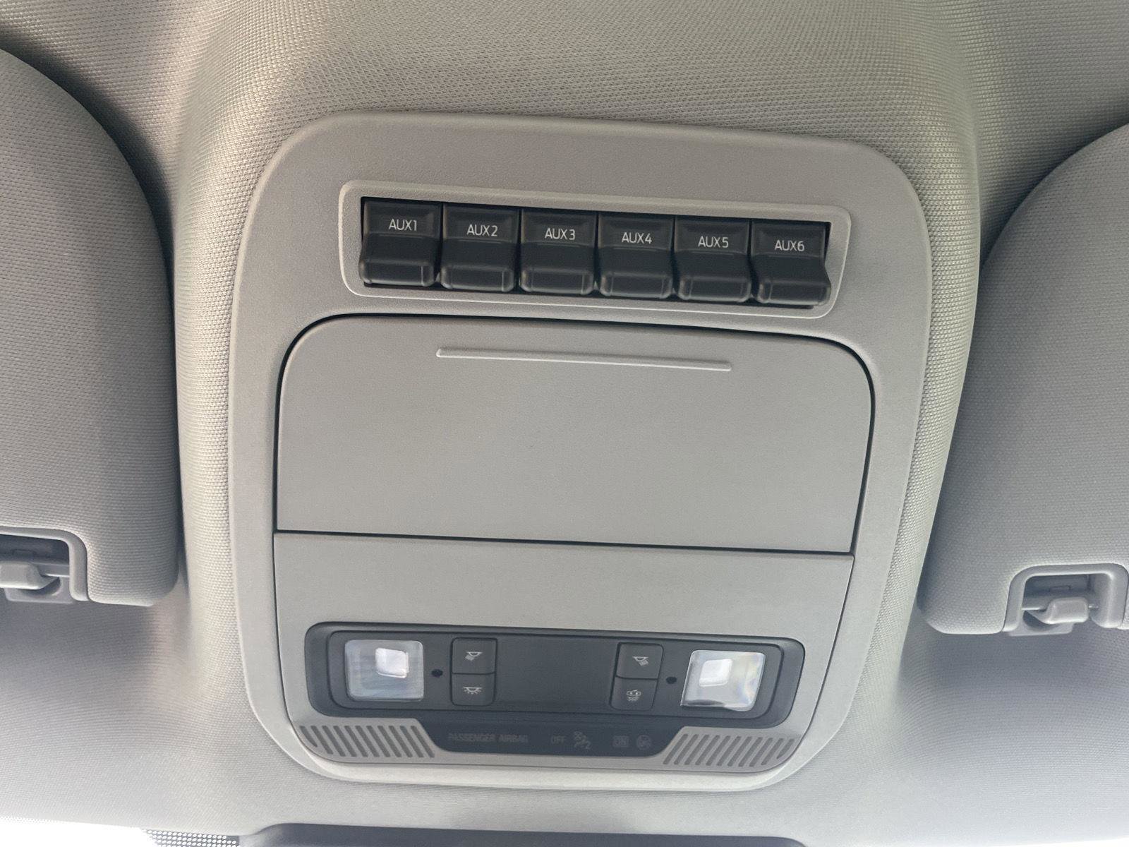 New 2026 Ford F250 XL w/ STX Appearance Package AWD/4WD image 18