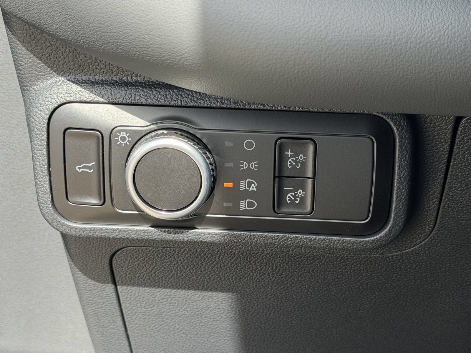New 2026 Ford Explorer Active AWD/4WD image 20