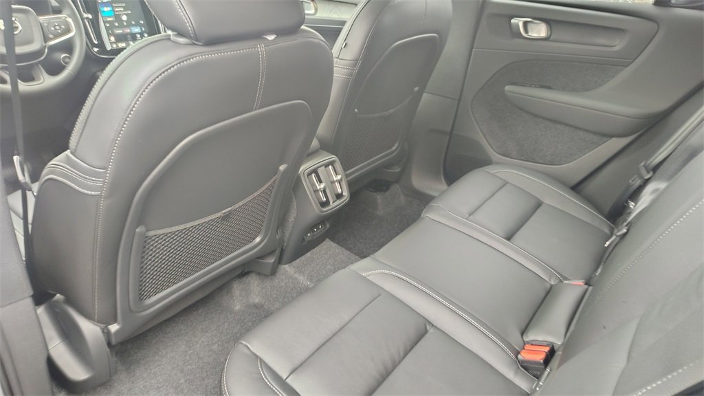 New 2026 Volvo XC40 B5 Plus w/ Climate Package image 29