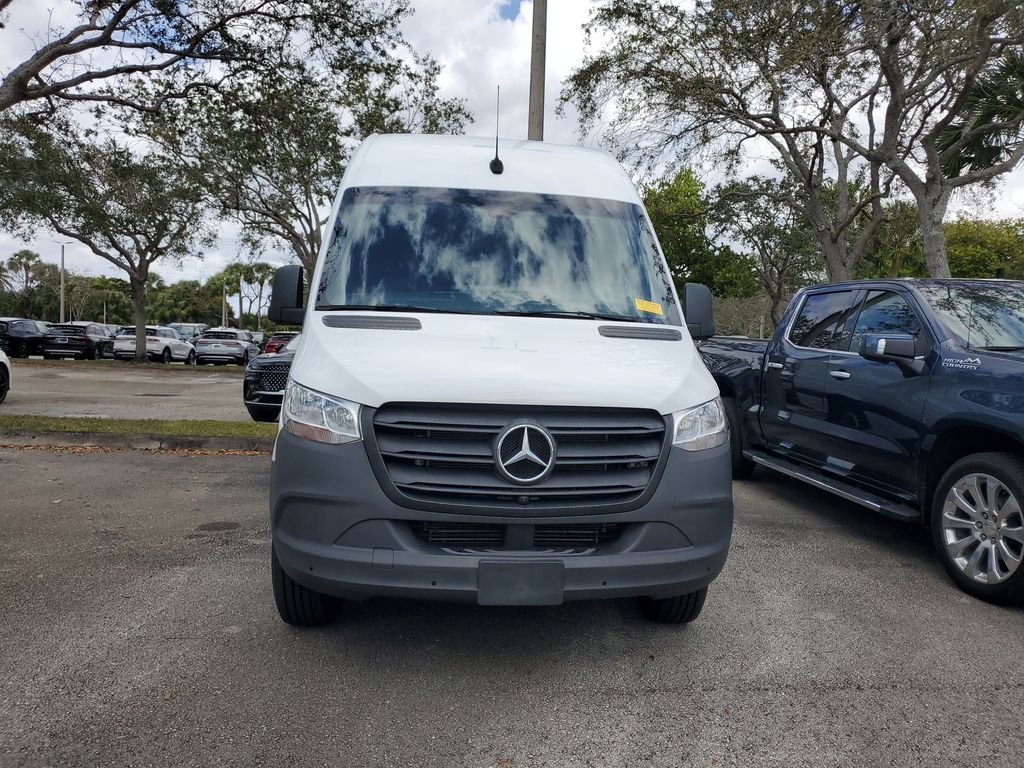 Used 2023 Mercedes-Benz Sprinter 2500 video 2