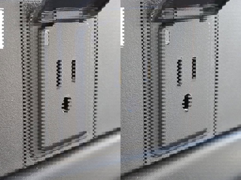 New 2025 Chevrolet Express 3500 w/ Power Convenience Package image 19