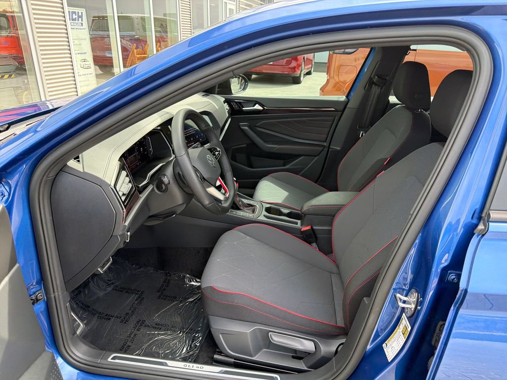 Used 2024 Volkswagen Jetta GLI 40th Anniversary Edition FWD image 11