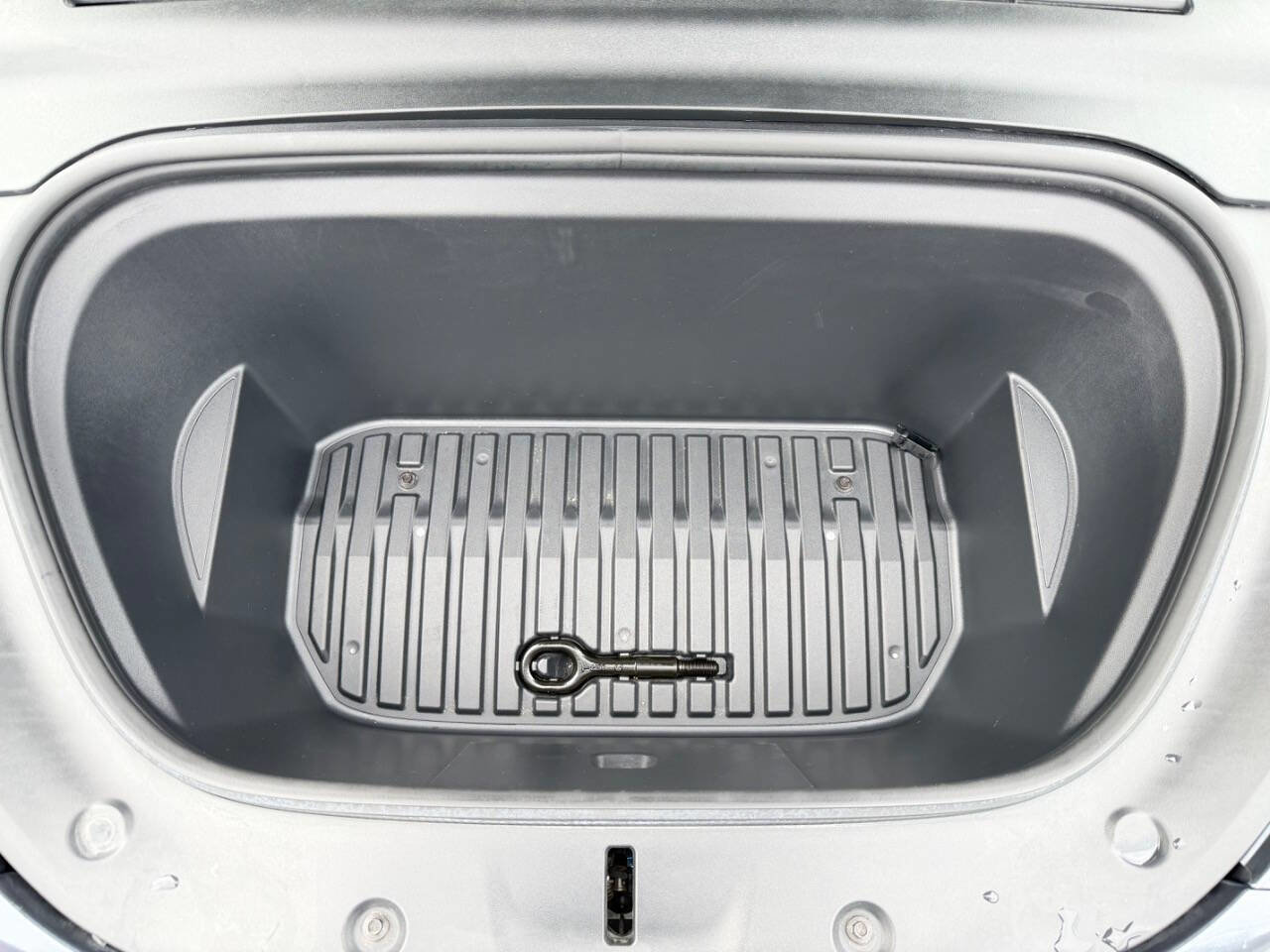 Used 2022 Tesla Model Y Performance image 14