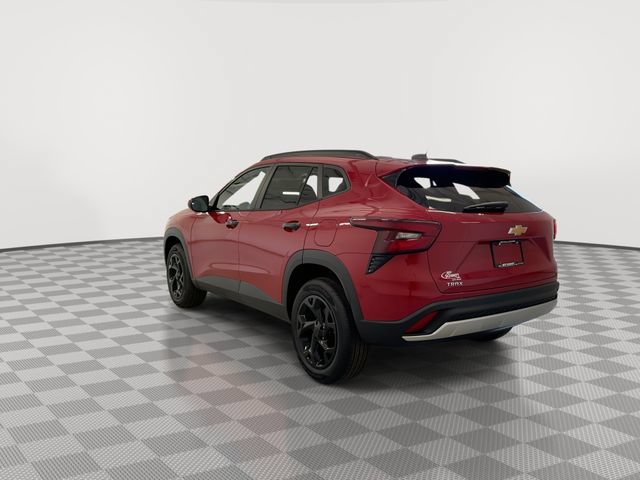 New 2026 Chevrolet Trax LT w/ Driver Confidence Package FWD image 11